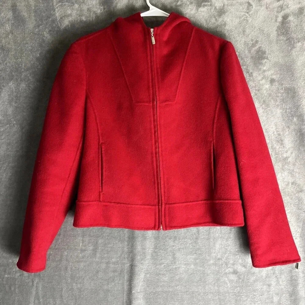 Double-faced wool hooded jacket, great for layering, super warm, petite fit.